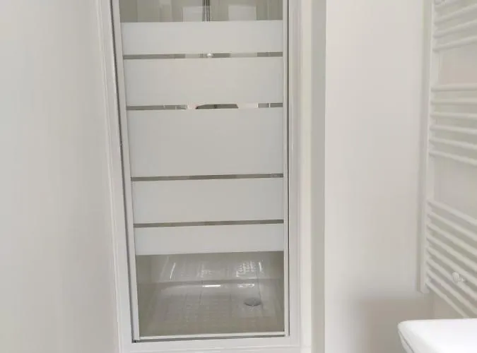 Dg Location Apartment *